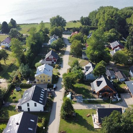 Ferienhaus Traumspot Wiek auf Rügen Exterior foto