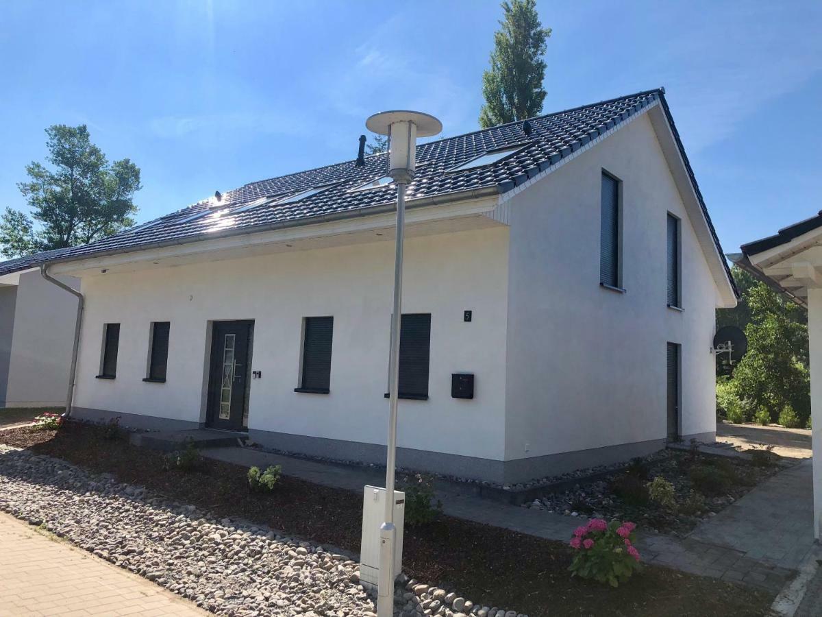 Ferienhaus Traumspot Wiek auf Rügen Exterior foto
